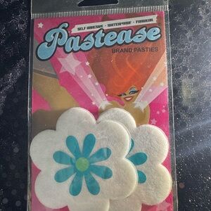 Flower Pastease - White and Blue nipple covers